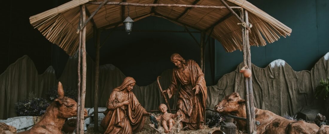 “The Gift of Love: A Heartfelt Message from God to You this Christmas Season”